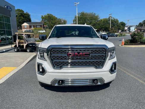 Used 2019 GMC Sierra 1500 Denali w/ Technology Package AWD/4WD image 8