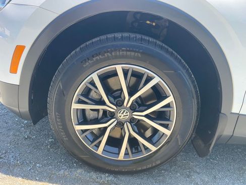 Used 2021 Volkswagen Tiguan S FWD image 21