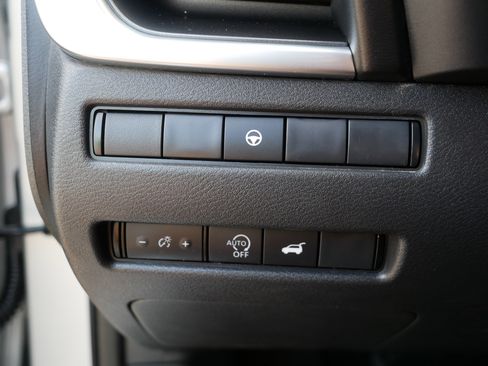 Used 2023 Nissan Rogue SV w/ SV Premium B Package AWD/4WD image 26