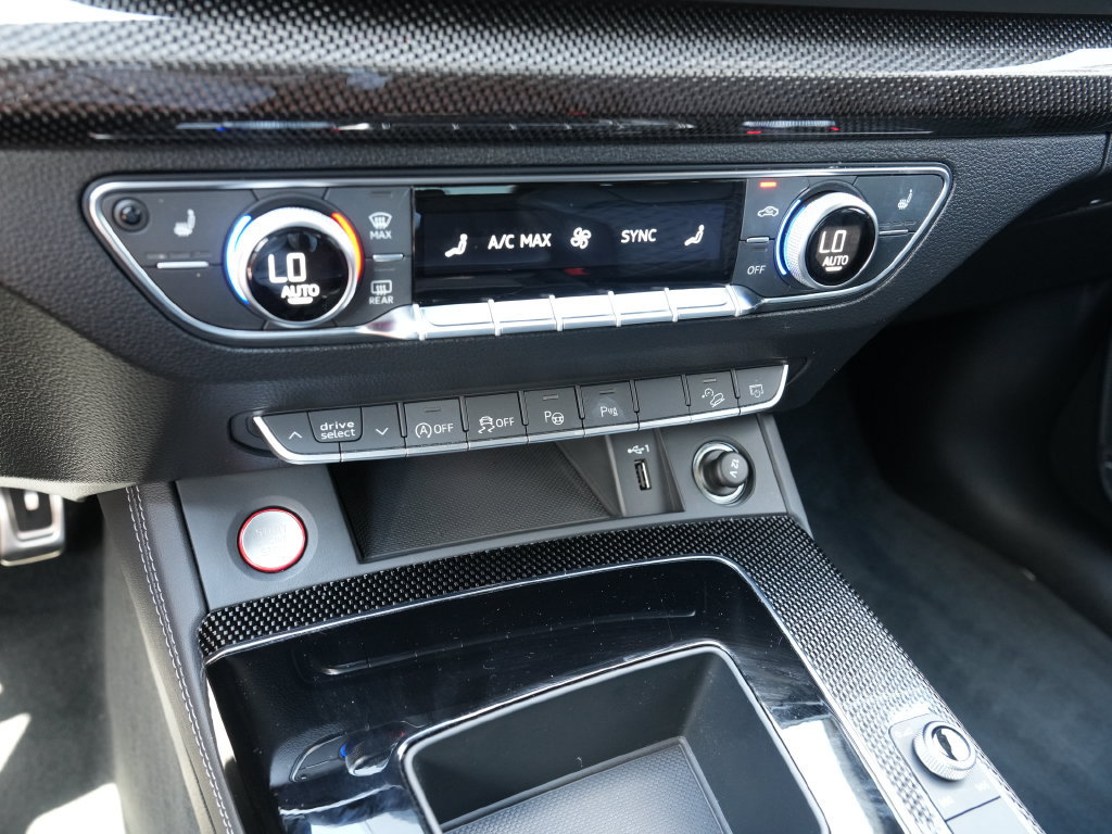 Used 2023 Audi SQ5 Prestige AWD/4WD image 31