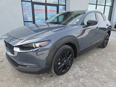 Used 2025 MAZDA CX-30 AWD 2.5 S w/ Preferred Package image 2