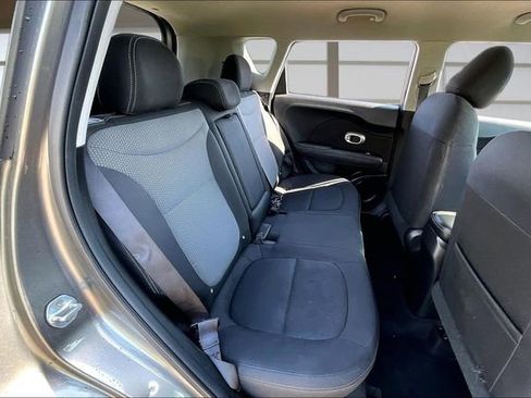 Used 2019 Kia Soul + FWD image 27