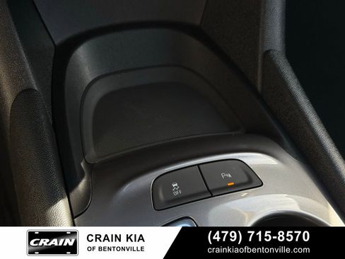 Used 2024 Chevrolet Malibu RS FWD image 18