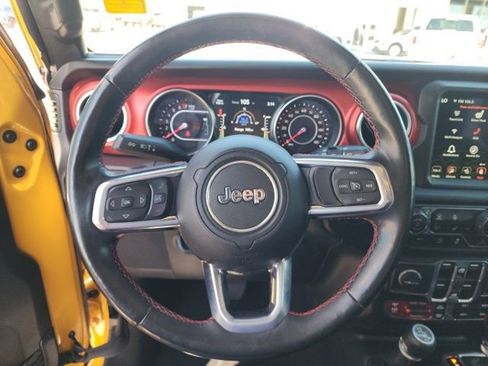Used 2021 Jeep Wrangler Unlimited Rubicon AWD/4WD image 34