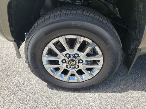 New 2025 Toyota Tacoma Limited image 9