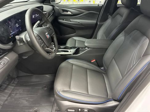 New 2026 Buick Envista Sport Touring w/ Convenience I Package FWD image 21