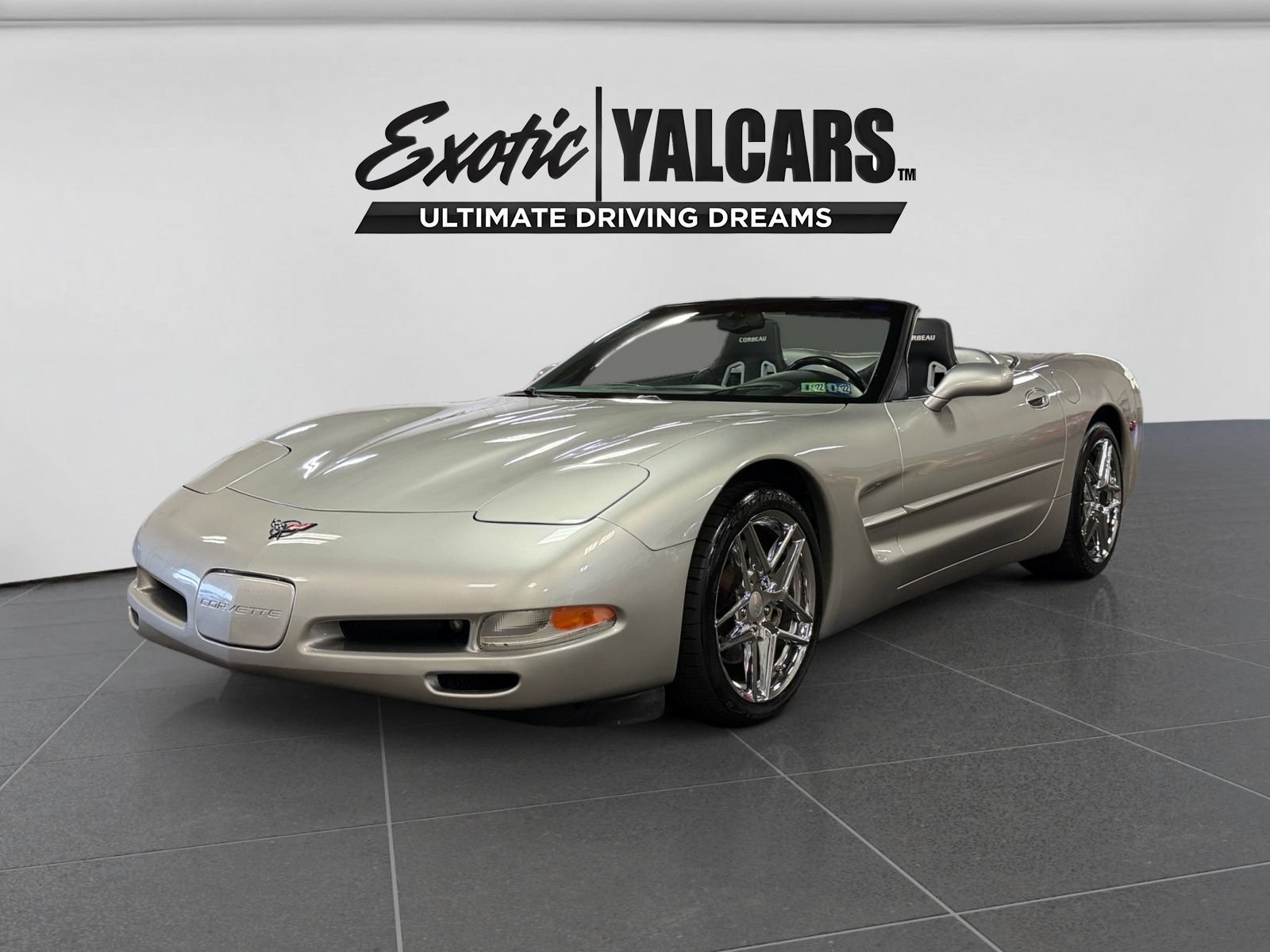 Used 2004 Chevrolet Corvette Convertible w/ Preferred Equipment Group RWD image 1