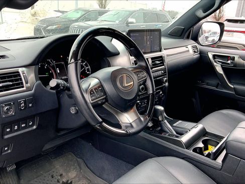 Used 2022 Lexus GX 460 Premium w/ Premium Package image 17