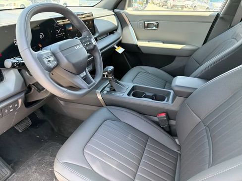 New 2027 Kia Seltos X-Line S w/ X-Line S Premium Package AWD/4WD image 19