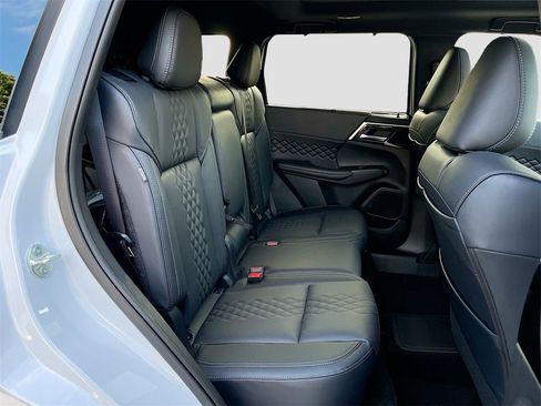 New 2025 Mitsubishi Outlander SEL Black Edition image 28