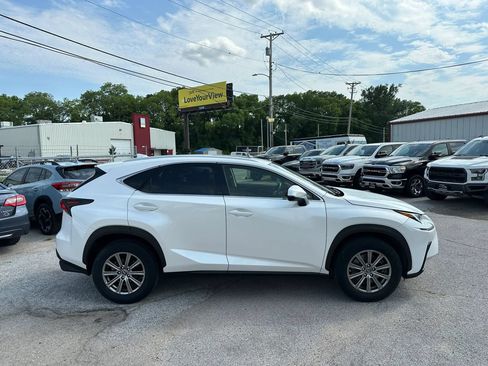 Used 2018 Lexus NX 300 FWD w/ Comfort Package image 4