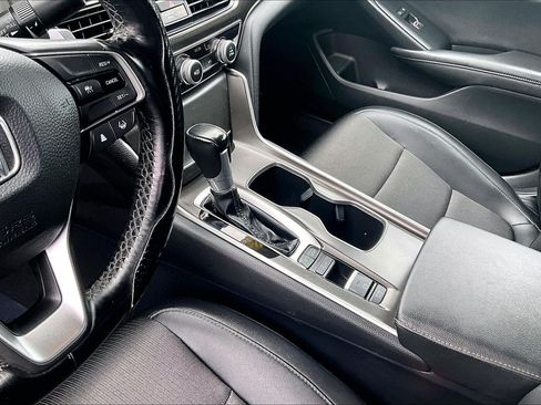 Used 2022 Honda Accord Sport image 16