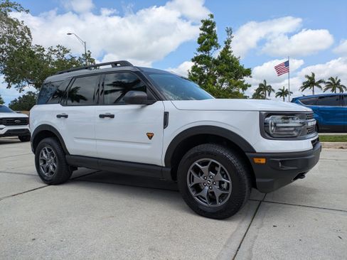 Certified 2023 Ford Bronco Sport Badlands AWD/4WD image 2
