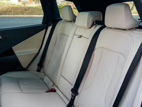 Used 2025 BMW X3 M50 w/ Premium Package image 17