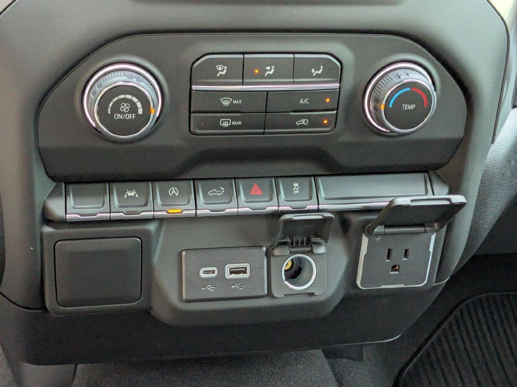 New 2026 Chevrolet Silverado 1500 Custom w/ Turbomax Blackout Package AWD/4WD image 18