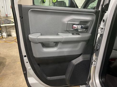 Used 2016 RAM 1500 Big Horn image 11