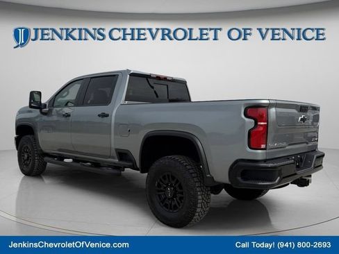New 2026 Chevrolet Silverado 2500 ZR2 AWD/4WD image 7
