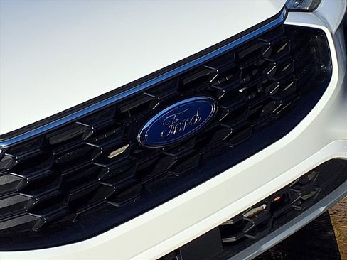 Used 2024 Ford Escape ST-Line w/ Tech Pack #1 image 30