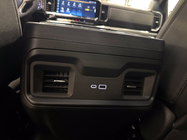 New 2026 Chevrolet Silverado 1500 RST w/ Redline Edition AWD/4WD image 20