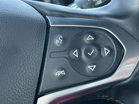 Used 2023 Chevrolet Traverse LT w/ LPO, Floor Liner Package image 23