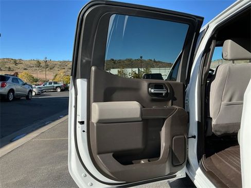 Used 2020 Chevrolet Silverado 1500 LT w/ All-Star Edition image 18