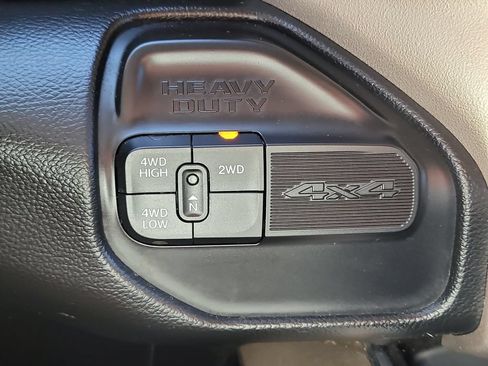 Used 2020 RAM 3500 Laramie AWD/4WD image 31