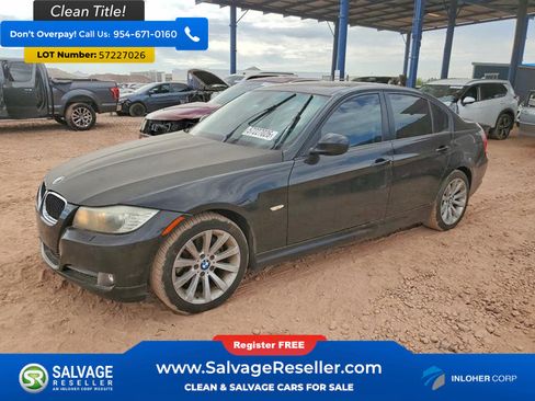 Used 2011 BMW 328i xDrive Sedan AWD/4WD image 1