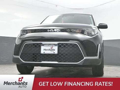 Used 2023 Kia Soul LX w/ LX Technology Package FWD image 29