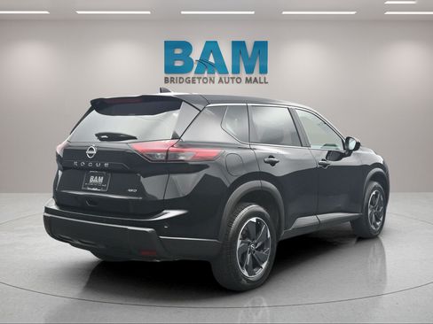 Used 2025 Nissan Rogue SV AWD/4WD image 6