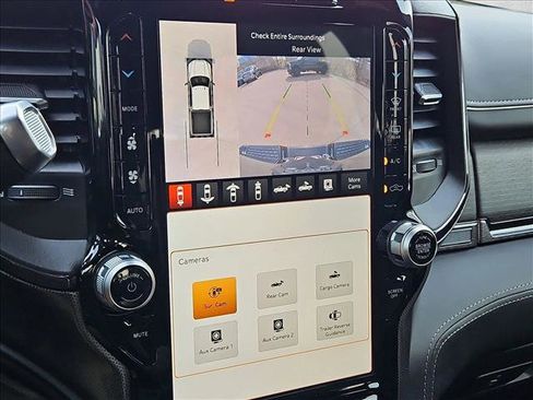 Used 2023 RAM 2500 Limited image 14