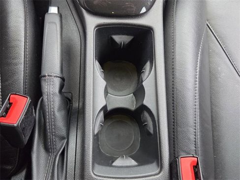 Used 2016 Ford Focus Titanium w/ Titanium Technology Package image 16