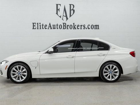 Used 2017 BMW 330e image 2