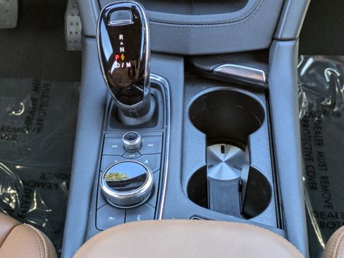 Certified 2022 Cadillac XT5 Premium Luxury image 18