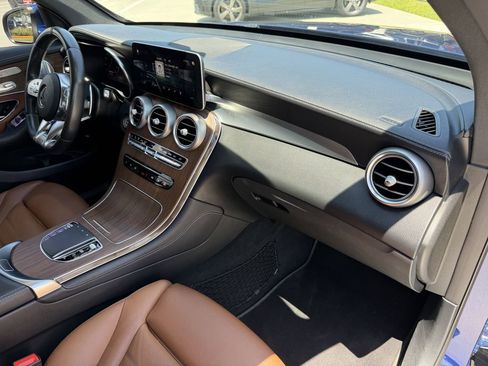Used 2020 Mercedes-Benz GLC 43 AMG 4MATIC image 30