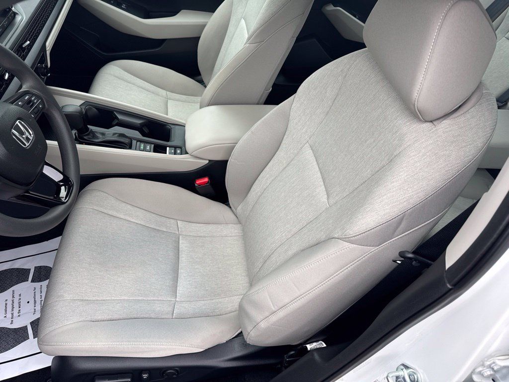 Used 2024 Honda Accord EX image 21