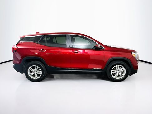 Used 2023 GMC Terrain SLE FWD image 10