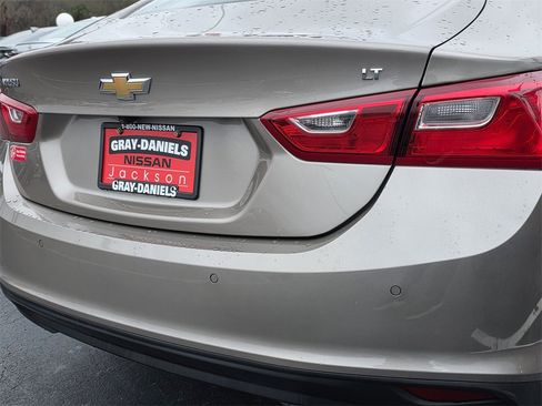 Used 2024 Chevrolet Malibu LT image 7