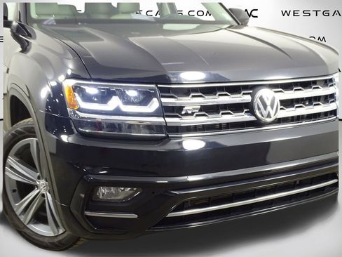 Used 2019 Volkswagen Atlas SE image 45