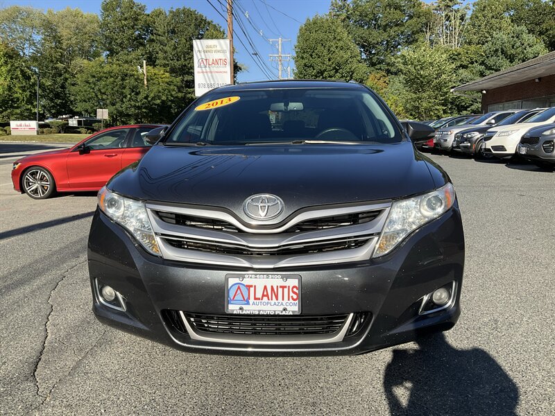 Used 2013 Toyota Venza LE AWD/4WD image 2