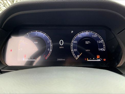 Certified 2025 Jeep Grand Cherokee Limited AWD/4WD image 25
