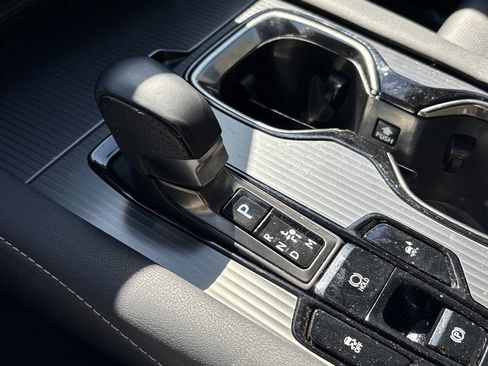 Used 2025 Lexus RX 500h F Sport image 26