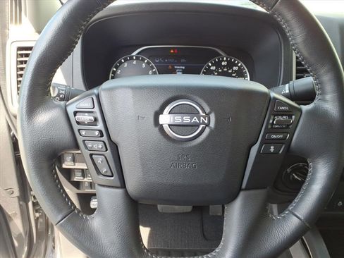 Used 2024 Nissan Frontier SL w/ Technology Package image 8
