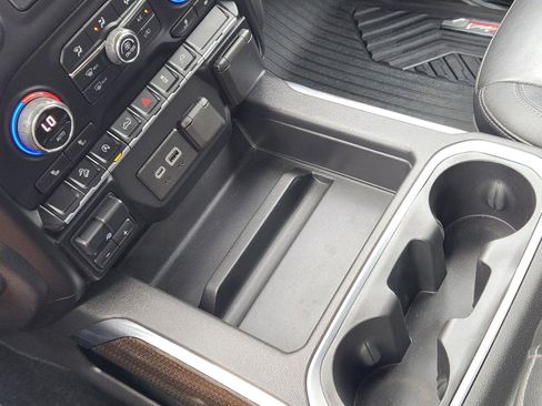 Used 2021 Chevrolet Silverado 1500 LT Trail Boss w/ Convenience Package II image 16