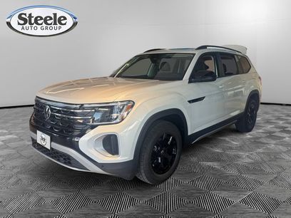 New 2026 Volkswagen Atlas Peak Edition