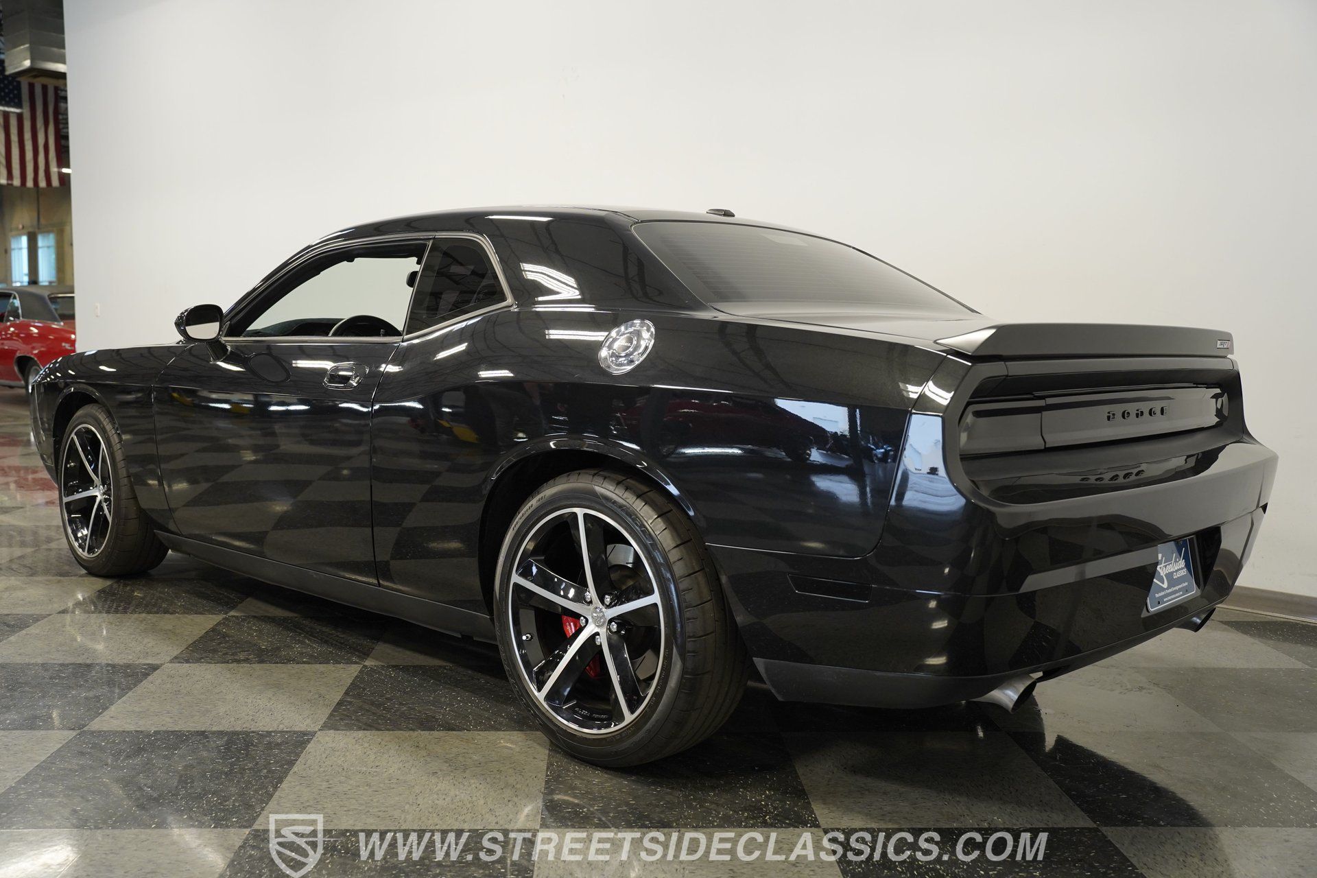 Used 2010 Dodge Challenger SRT8 w/ SRT Option Group II RWD image 9