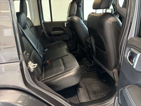 Used 2021 Jeep Wrangler Unlimited Sahara w/ Uconnect 4C Nav & Sound Group image 40