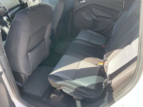 Used 2017 Ford C-MAX SE w/ Cold Weather Package image 18