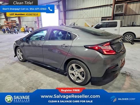 Used 2017 Chevrolet Volt LT w/ Comfort Package image 3