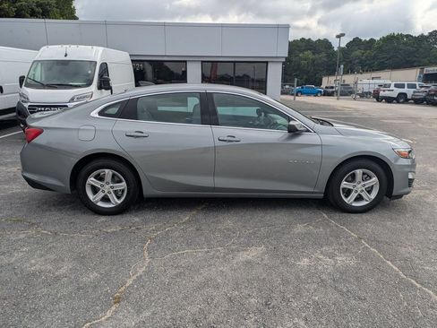 Used 2024 Chevrolet Malibu LS FWD image 8