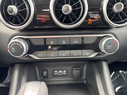 Used 2024 Nissan Sentra SV image 17